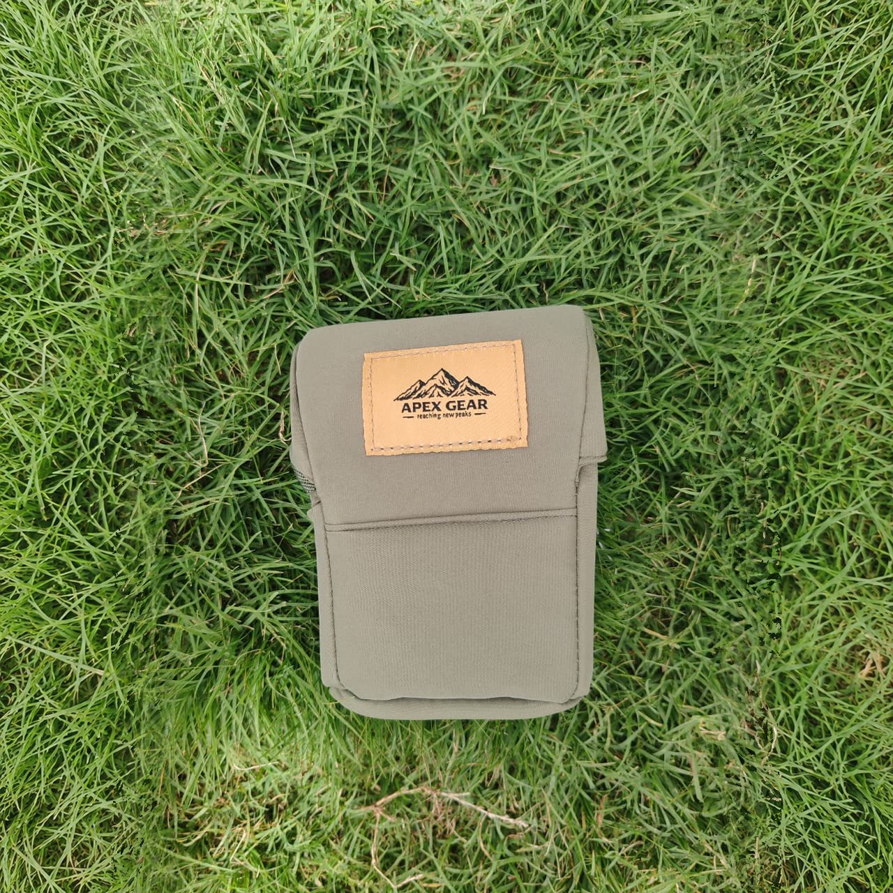 Range Finder Pouch front view